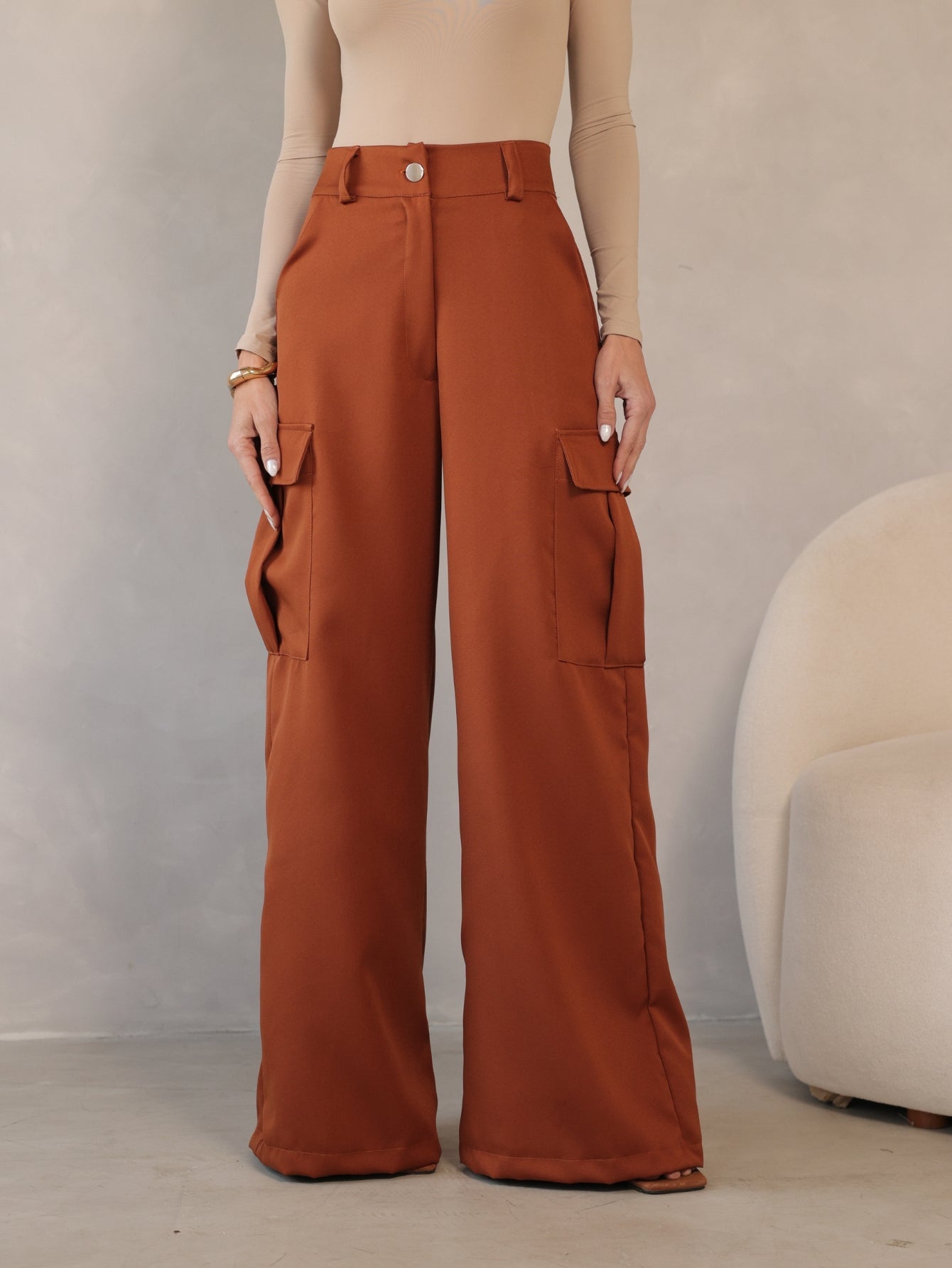Calça Cargo Pantalona Alfaiataria Amavi