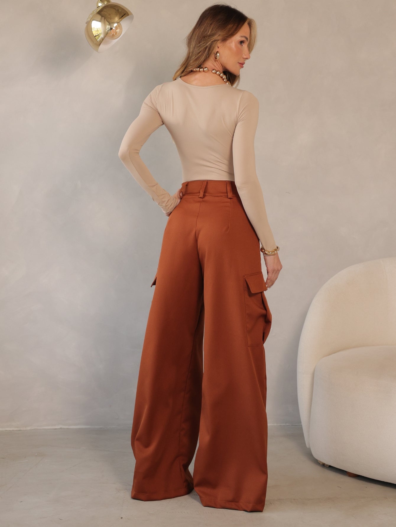 Calça Cargo Pantalona Alfaiataria Amavi