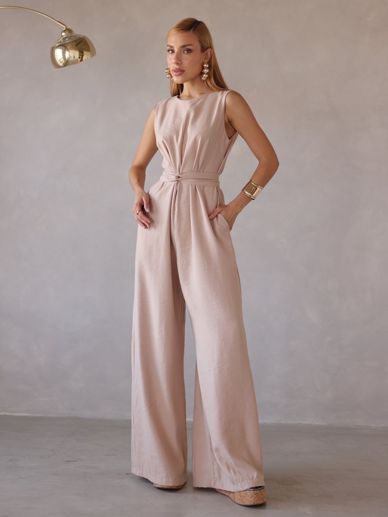 Macacão Pantalona Feminino Alfaiataria com Amarração Sandra