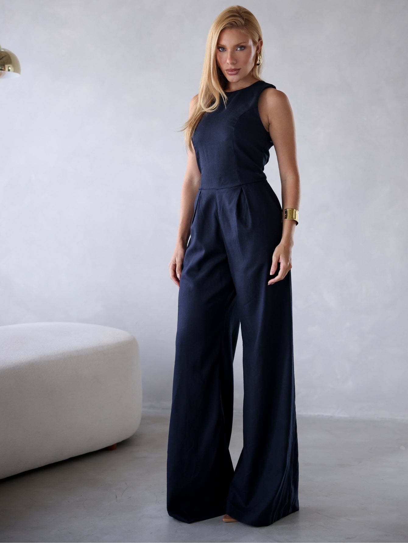 Macacão de Linho Sem Mangas Bolso Lateral Zíper nas Costas Debora