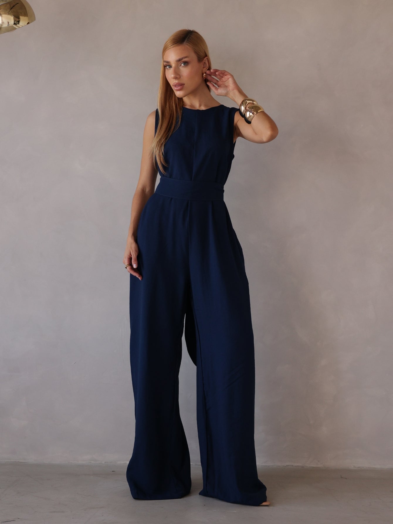 Macacão Pantalona Feminino Alfaiataria com Amarração Sandra