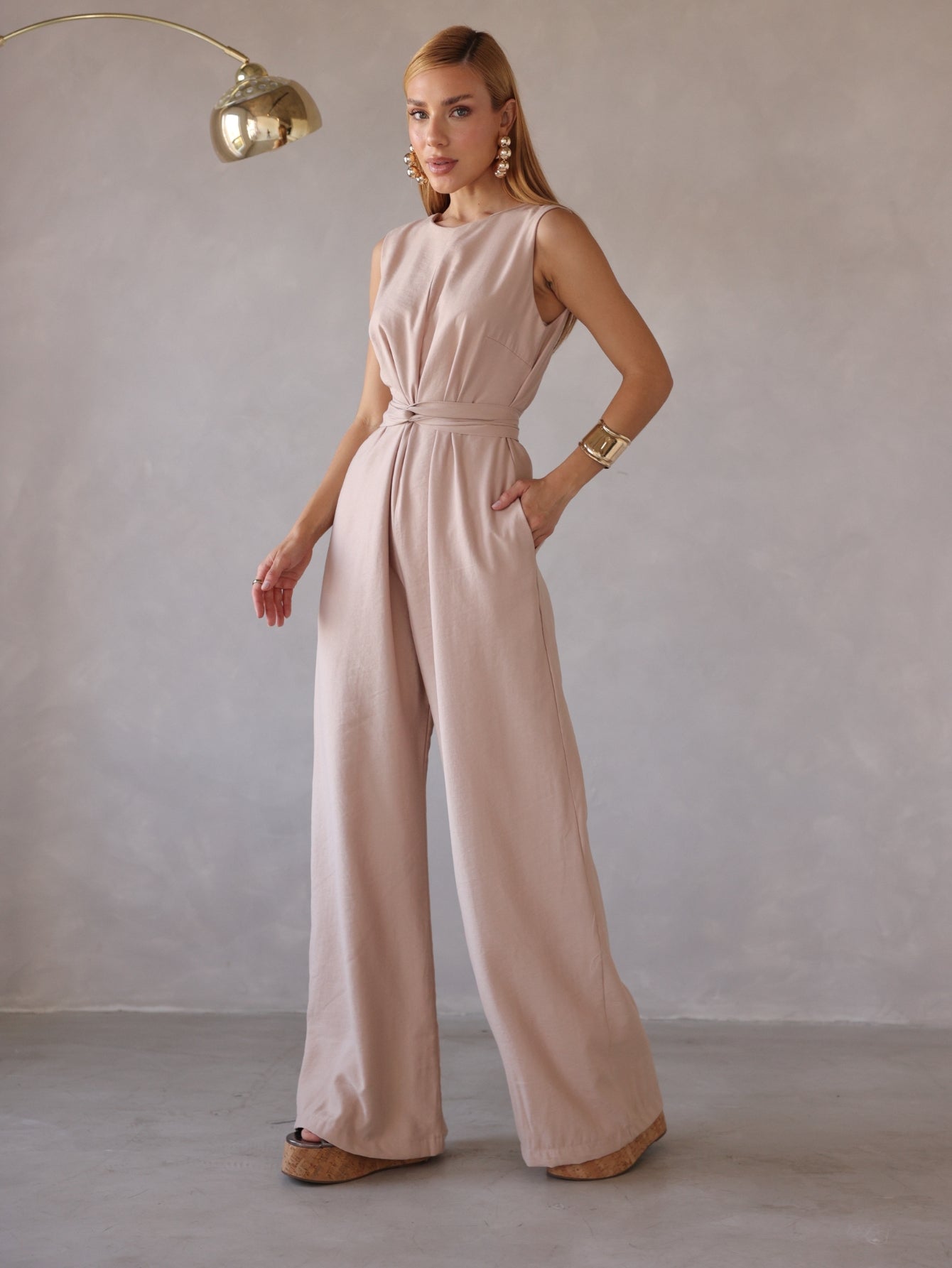 Macacão Pantalona Feminino Alfaiataria com Amarração Sandra